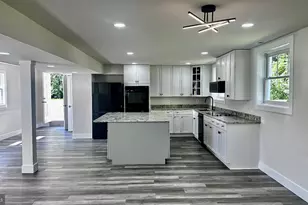 5241 Main St, Stephens City, VA 22655 - Photo 9