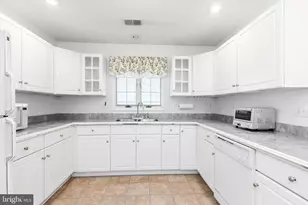 108 Senseny Glen Dr, Winchester, VA 22602 - Photo 5