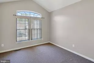 108 April Ave, Stephens City, VA 22655 - Photo 7