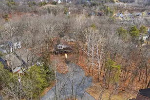 109 Hilltop Ct, Cross Junction, VA 22625 - Photo 5