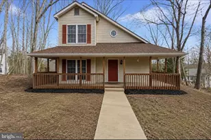 109 Hilltop Ct, Cross Junction, VA 22625 - Photo 5
