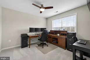 113 Colonial Dr, Cross Junction, VA 22625 - Photo 37