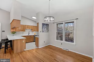 528 Northwood Cir, Cross Junction, VA 22625 - Photo 9