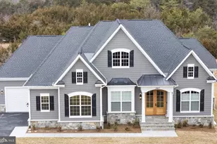 Tumble Leaf Ln, Winchester, VA 22602 - Photo 7