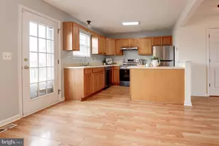 321 Copperfield Ln, Winchester, VA 22602 - Photo 9