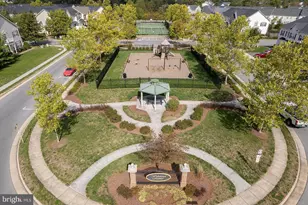 122 Vincent Dr, Stephens City, VA 22655 - Photo 3