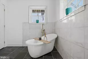 1239 Lakeview Dr, Cross Junction, VA 22625 - Photo 45