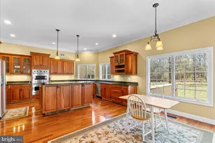 270 Sotheby Ct, Winchester, VA 22602 - Photo 9