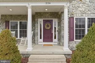 226 Summerfield Dr, Winchester, VA 22602 - Photo 13