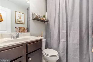 805 S Lakeview Dr, Cross Junction, VA 22625 - Photo 31