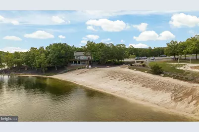 805 S Lakeview Drive, Cross Junction, VA 22625 - Photo 67