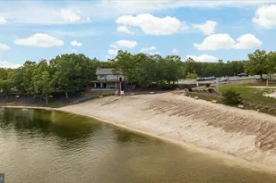 805 S Lakeview Dr, Cross Junction, VA 22625 - Photo 67