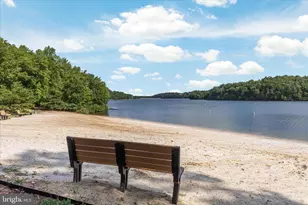 805 S Lakeview Dr, Cross Junction, VA 22625 - Photo 65