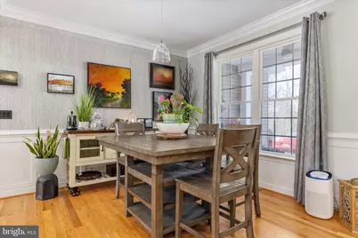 805 S Lakeview Drive, Cross Junction, VA 22625 - Photo 13