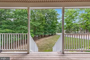 514 Sleigh Dr, Cross Junction, VA 22625 - Photo 7