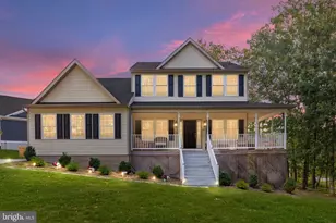 514 Sleigh Dr, Cross Junction, VA 22625 - Photo 1