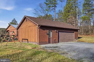 110 Crosscreek Ln, Winchester, VA 22602 - Photo 33