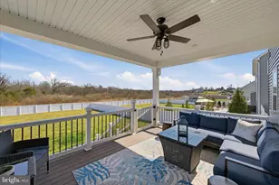 111 Decatur Cir, Stephens City, VA 22655 - Photo 5