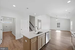 100 Brockham Ct, Winchester, VA 22602 - Photo 17