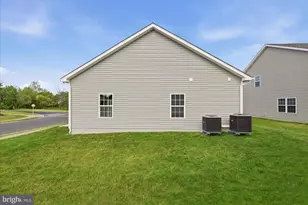 100 Brockham Ct, Winchester, VA 22602 - Photo 41