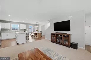 471 Coville St, Middletown, VA 22645 - Photo 3