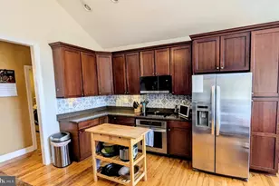 201 Liberty Ln, Middletown, VA 22645 - Photo 9