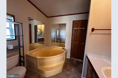 102 Conrad Ct, Winchester, VA 22603 - Photo 17