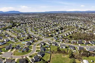 300 Clydesdale Dr, Stephens City, VA 22655 - Photo 73