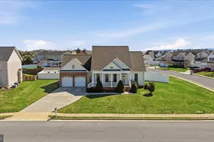 300 Clydesdale Dr, Stephens City, VA 22655 - Photo 1