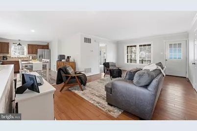 207 Laurel Drive, Cross Junction, VA 22625 - Photo 11