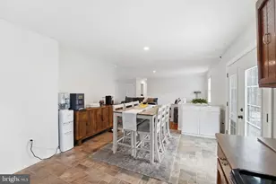 207 Laurel Dr, Cross Junction, VA 22625 - Photo 17