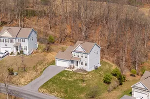 1041 W Masters Dr, Cross Junction, VA 22625 - Photo 37