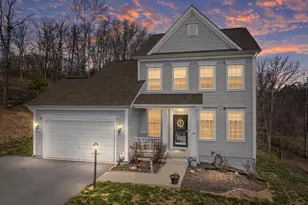 1041 W Masters Dr, Cross Junction, VA 22625 - Photo 1