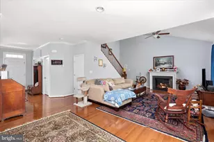 1041 W Masters Dr, Cross Junction, VA 22625 - Photo 15