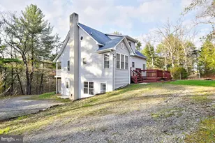 235 Peppermint Spring Ln, Winchester, VA 22603 - Photo 3