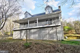 235 Peppermint Spring Ln, Winchester, VA 22603 - Photo 5