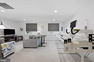 123 Cowbird St, Lake Frederick, VA 22630 - Photo 35