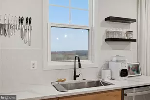 121 Checkerspot, Lake Frederick, VA 22630 - Photo 9