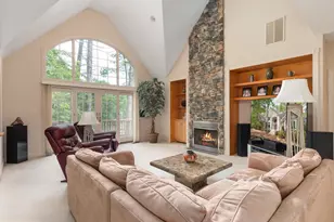 228 Sunset Cir, Cross Junction, VA 22625 - Photo 3