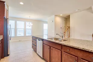 127 Keller Ct, Winchester, VA 22602 - Photo 3