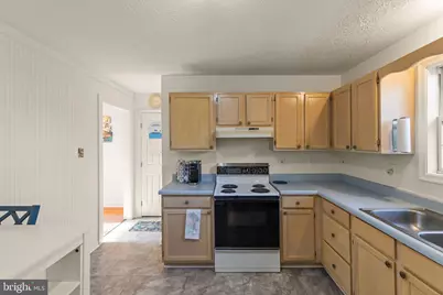 106 Greenwood Court, Cross Junction, VA 22625 - Photo 9