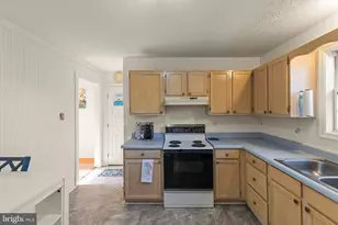 106 Greenwood Ct, Cross Junction, VA 22625 - Photo 9