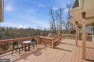 634 Lakeview Dr, Cross Junction, VA 22625 - Photo 3