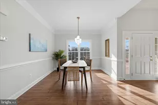 634 Lakeview Dr, Cross Junction, VA 22625 - Photo 13