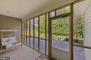 634 Lakeview Dr, Cross Junction, VA 22625 - Photo 51