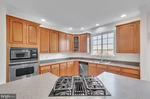 215 Kemper, Stephenson, VA 22656 - Photo 15