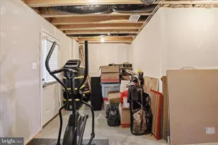 139 Kensington Cir, Middletown, VA 22645 - Photo 35