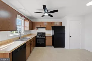 128 Little River Dr, Winchester, VA 22602 - Photo 15