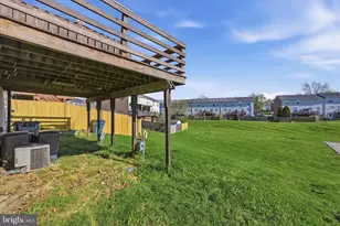 128 Little River Dr, Winchester, VA 22602 - Photo 3