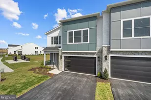 104 Wagtail Ln, Winchester, VA 22603 - Photo 1